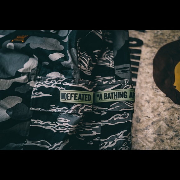 Bape X Undefeated Cargo Pants 2018 size 36 - Picture 3 of 6
